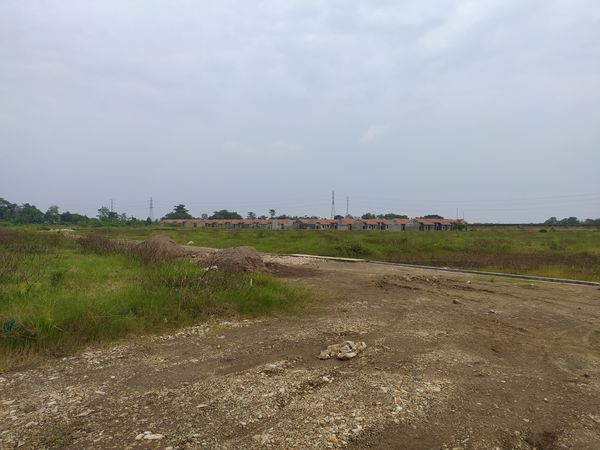 foto posisi tengah perumahan Griya Pesona Caruban