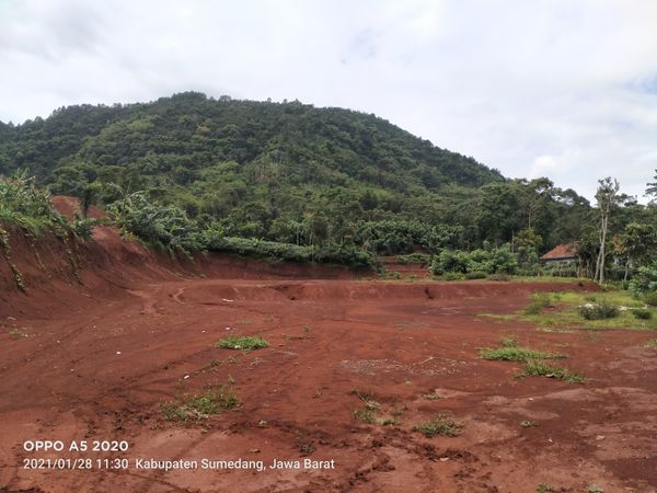 foto posisi tengah perumahan BUKIT CINANJUNG PERMAI