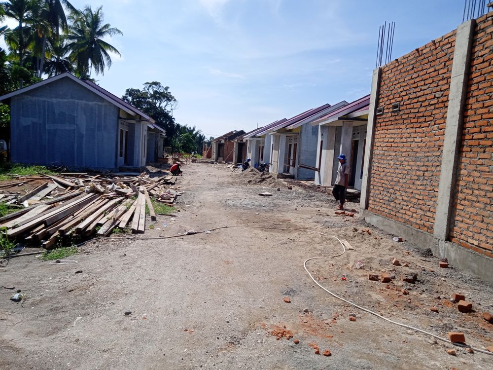 foto posisi tengah perumahan FLO RESIDENCE