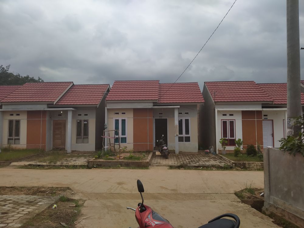 foto posisi tengah perumahan MUTIARA RESIDENCE E F