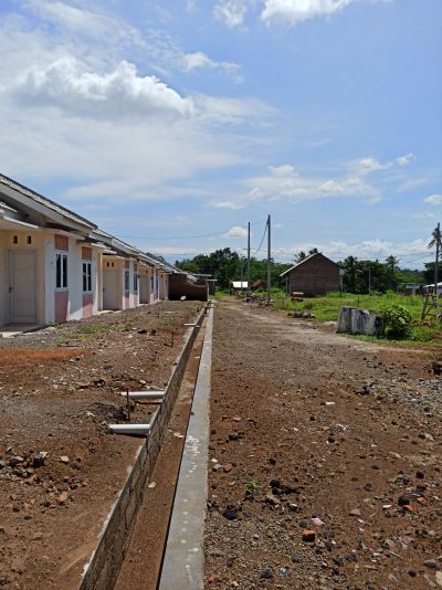 foto posisi tengah perumahan GEBANG WISMA KASUARI