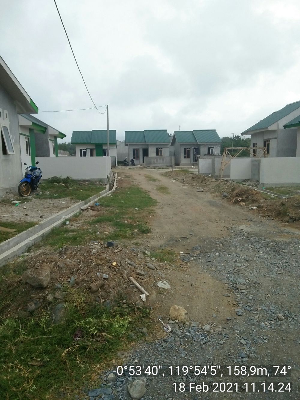 foto posisi tengah perumahan MAHKOTA INDAH RESIDENCE TAHAP 3 