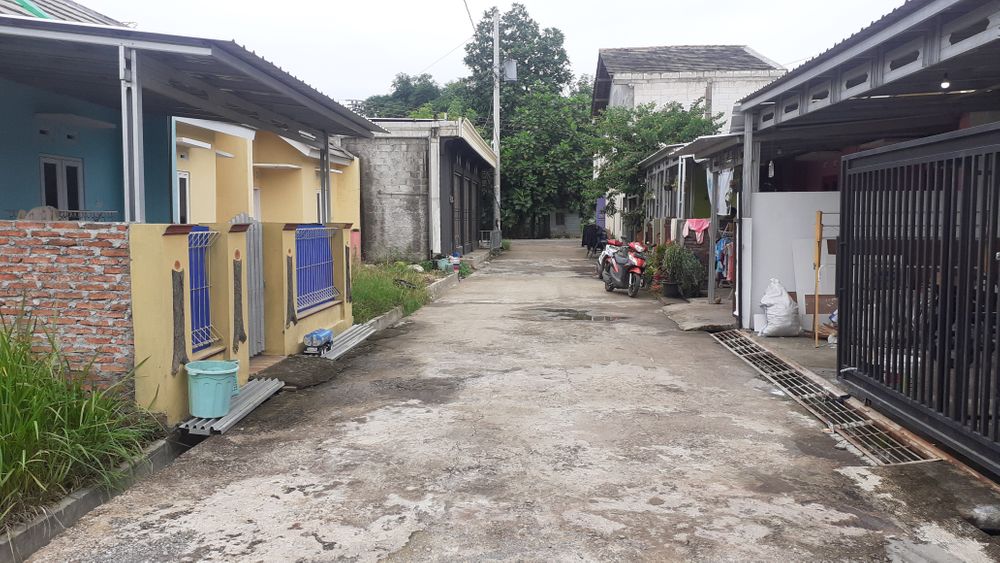 foto posisi tengah perumahan PT. JOGLO JAYA ABADI