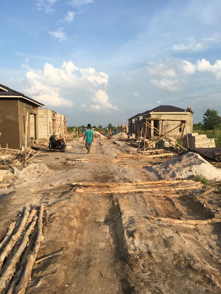 foto posisi tengah perumahan Grand Mahardika Residence 2