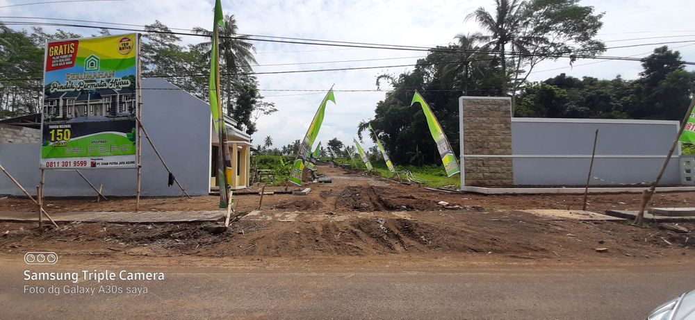 foto posisi tengah perumahan Pondok Permata Hijau