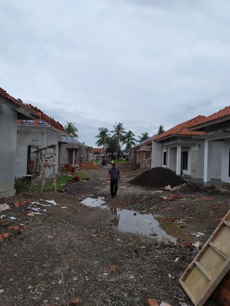 foto posisi tengah perumahan PERUMAHAN NHM DASAN BARU III
