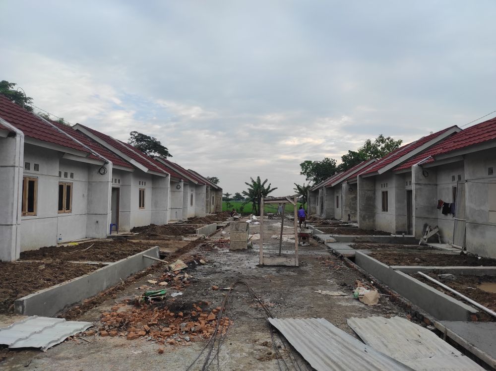 foto posisi tengah perumahan GRIYA BHINA KARYA SONOREJO