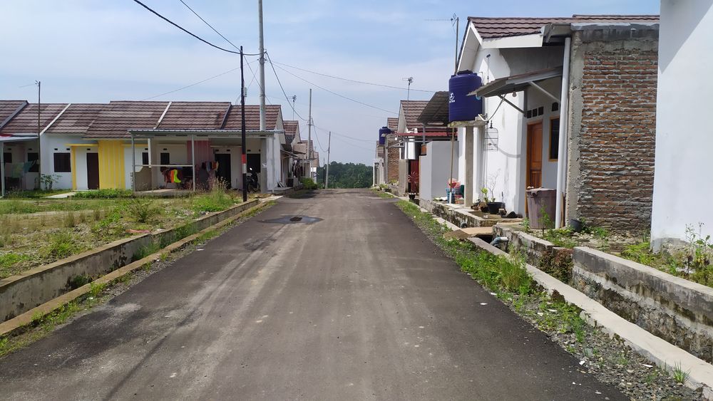 foto posisi tengah perumahan KUMALIRANG RESIDENCE