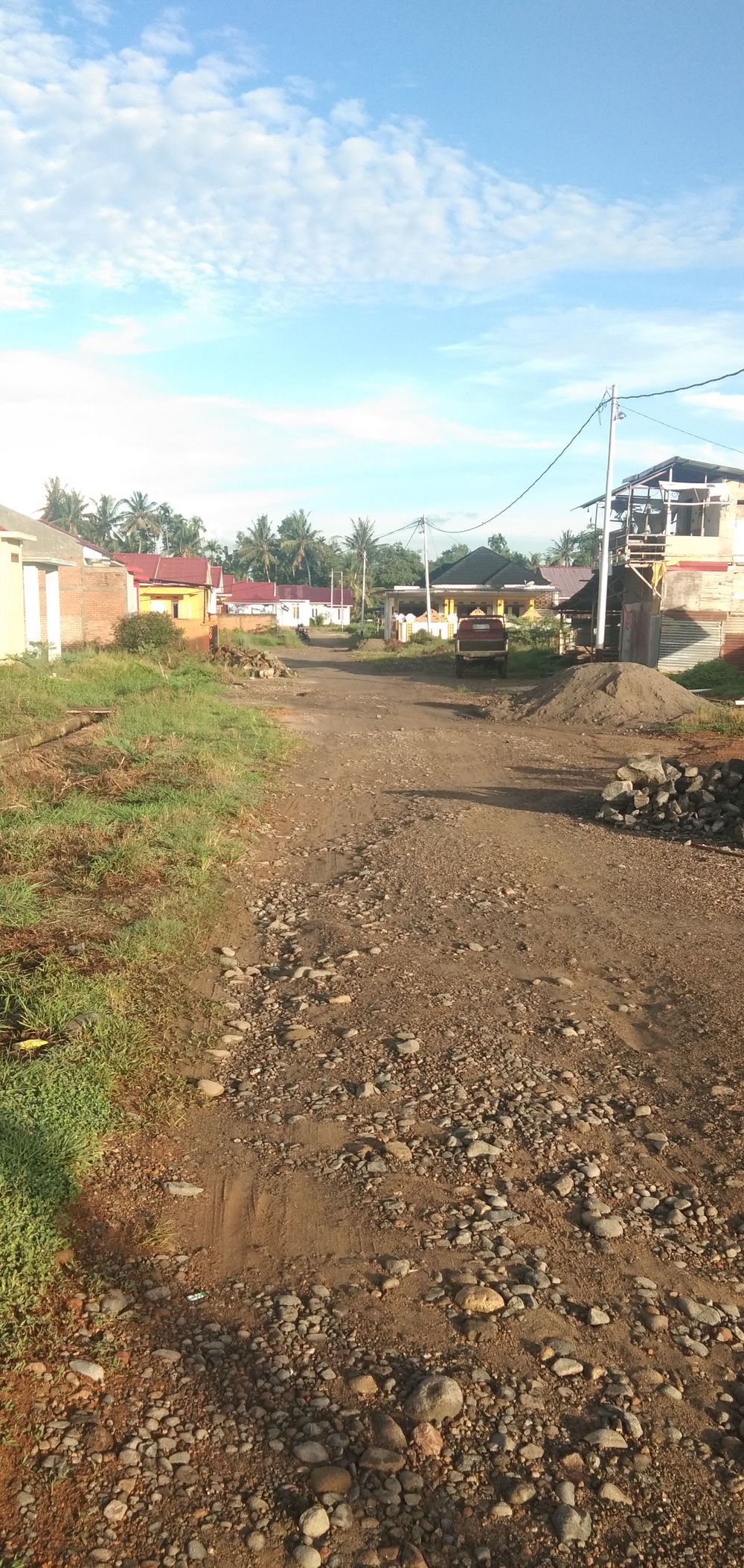foto posisi tengah perumahan Muslim village Sang Surya Tahap II