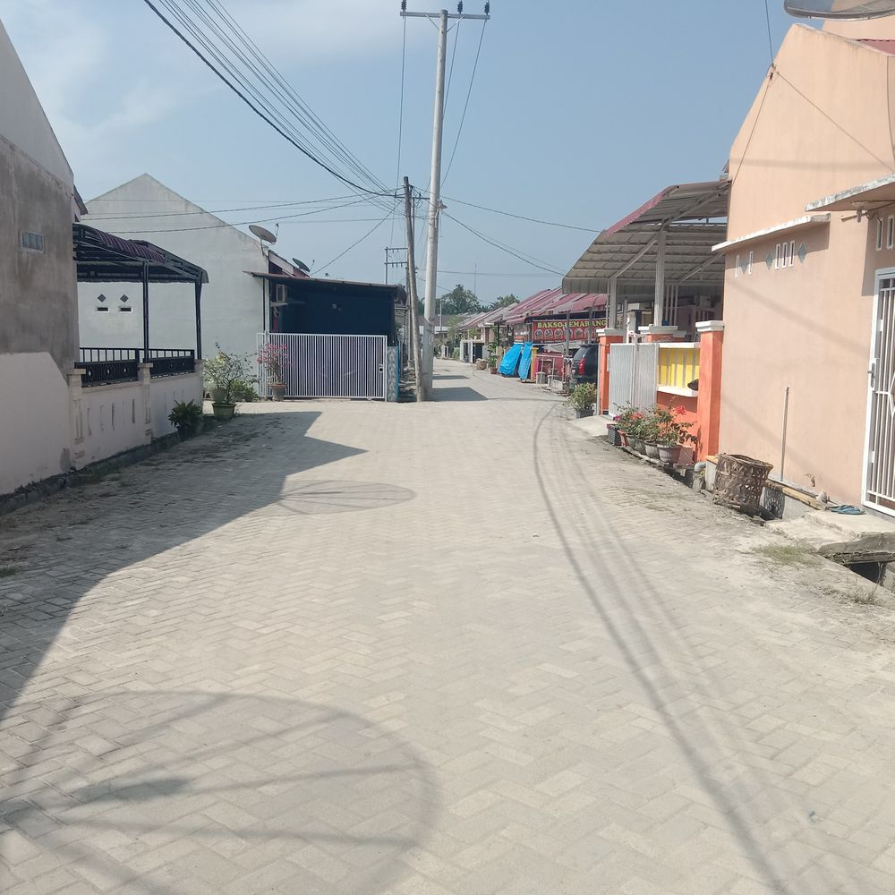 foto posisi tengah perumahan PURI PERMATA HIJAU CLUSTER GAMBAS