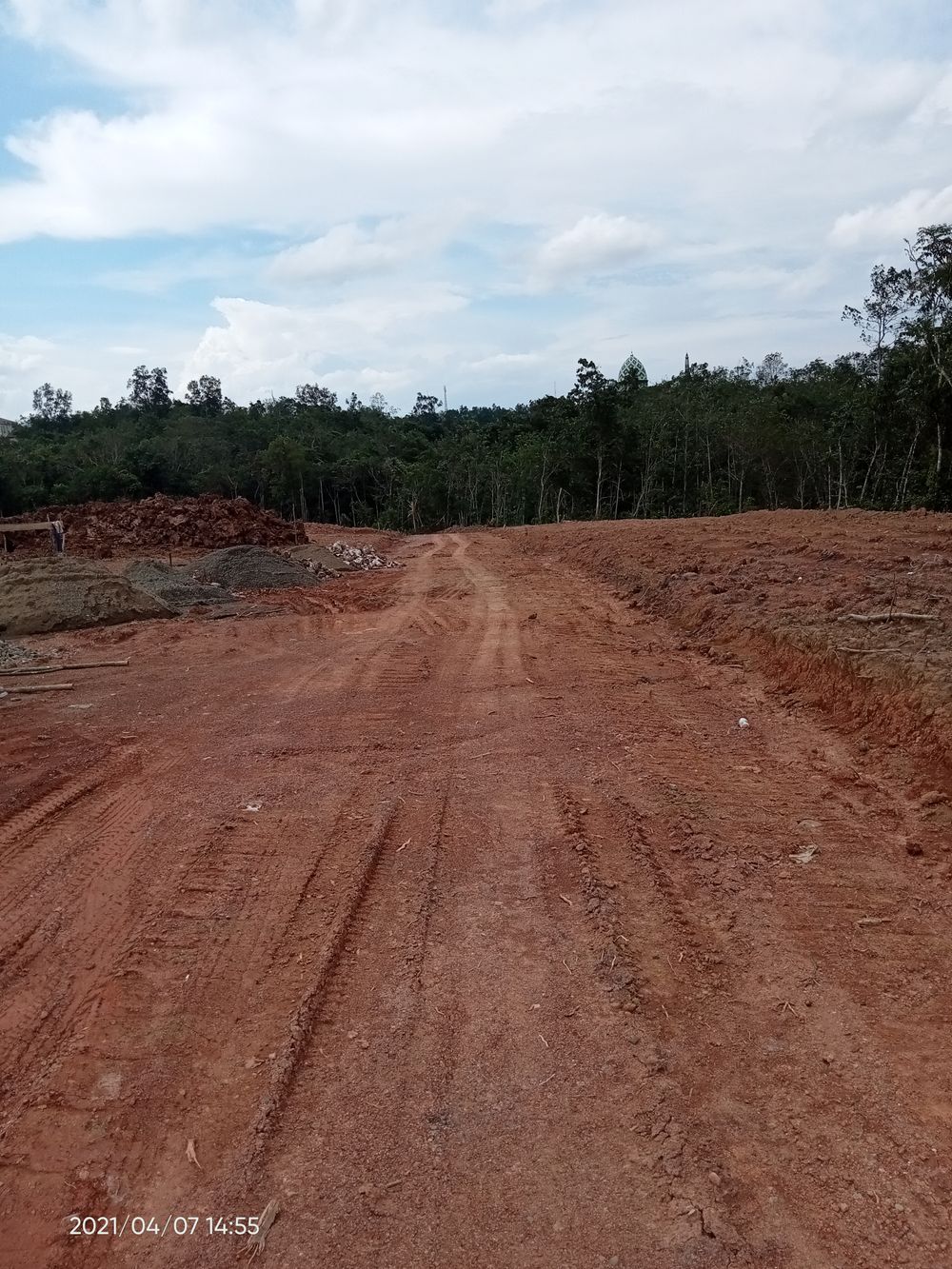 foto posisi tengah perumahan Rizky Balangan Residence Tahap 3
