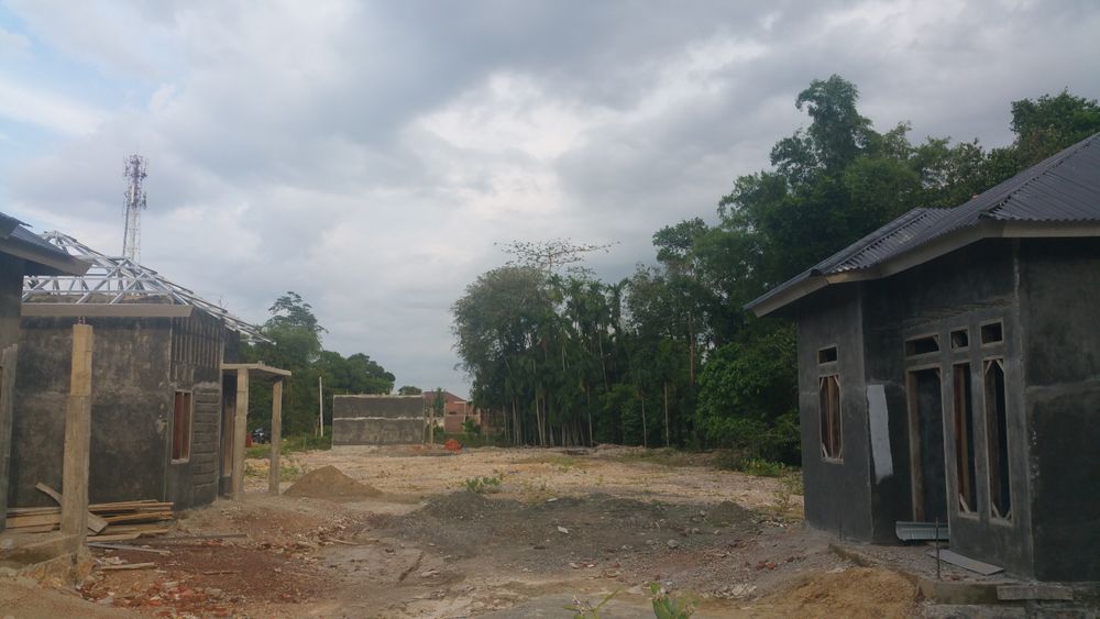 foto posisi tengah perumahan SEPAKAT RESIDENCE PASHEU BETONG