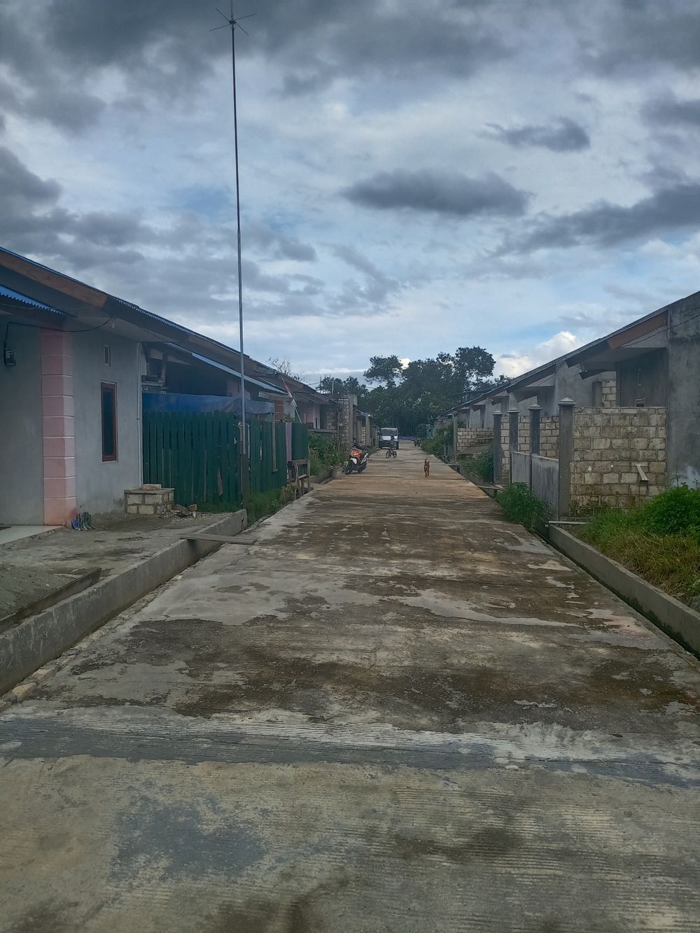 foto posisi tengah perumahan Perumahan BUMI DARSUA KOYA