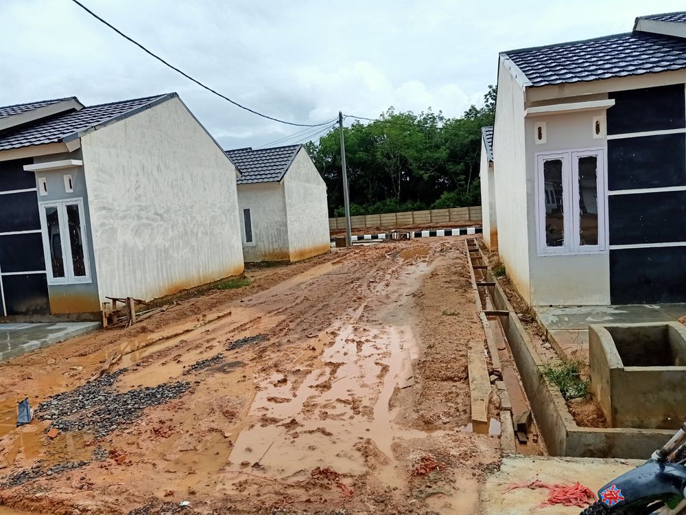 foto posisi tengah perumahan GRAND CITRA MANDIRI 2