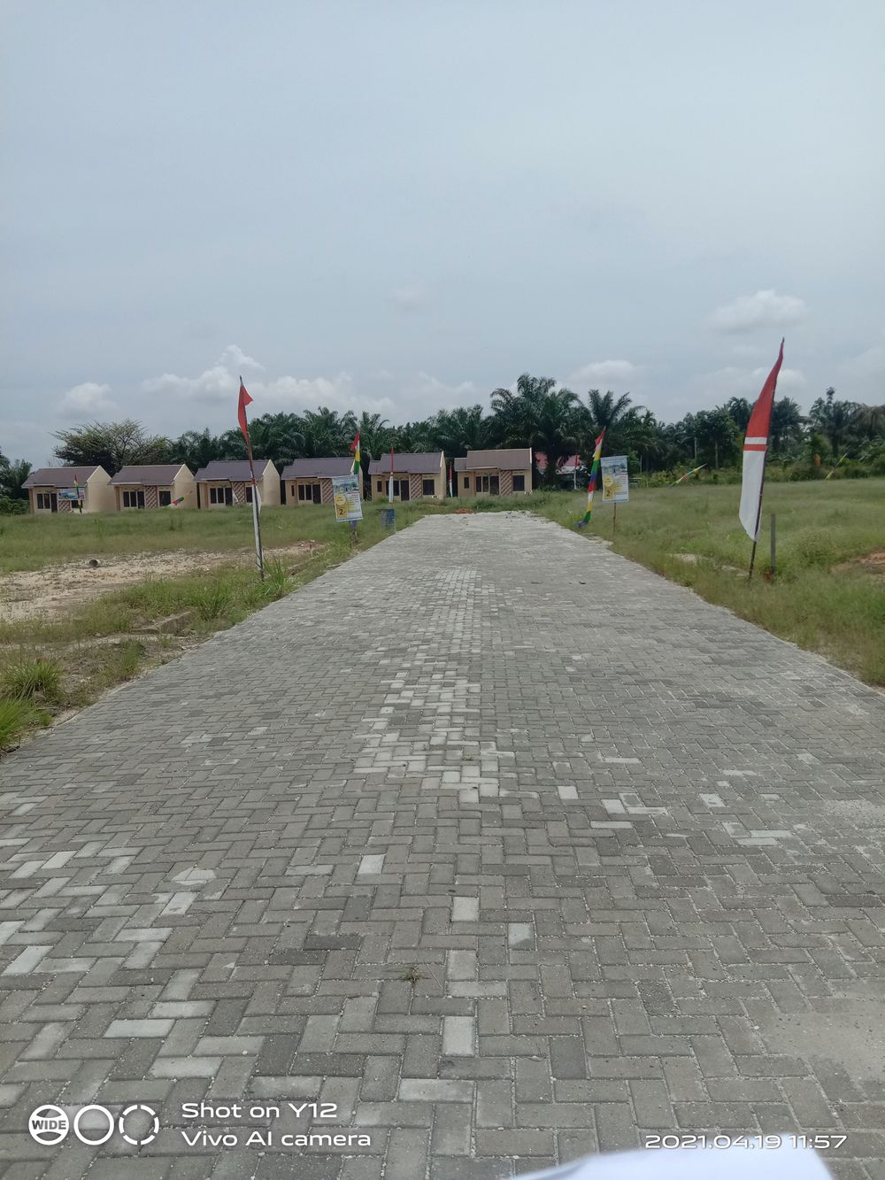 foto posisi tengah perumahan BUMI SEROJA INDAH