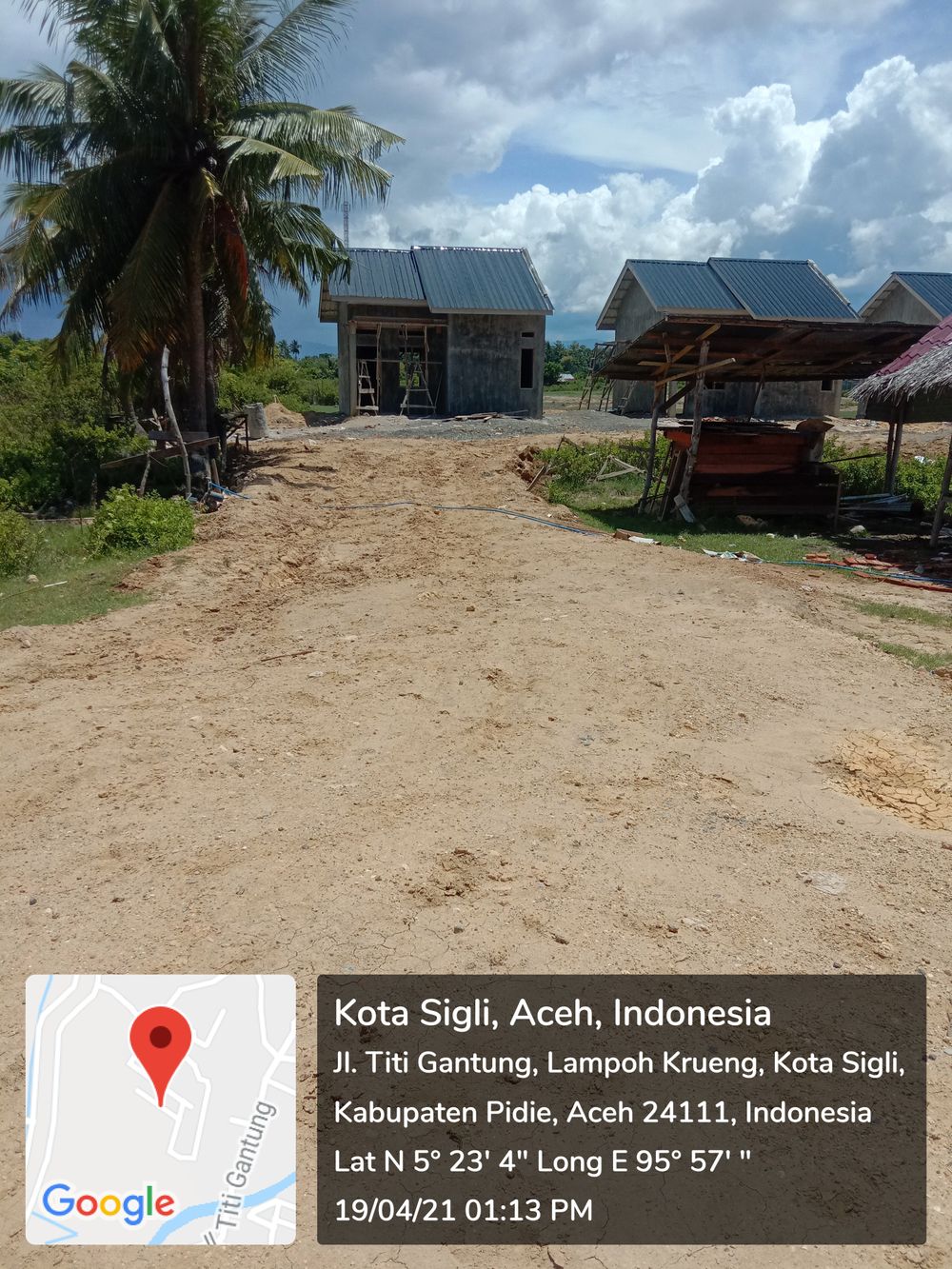 foto posisi tengah perumahan perumahan sanggamara