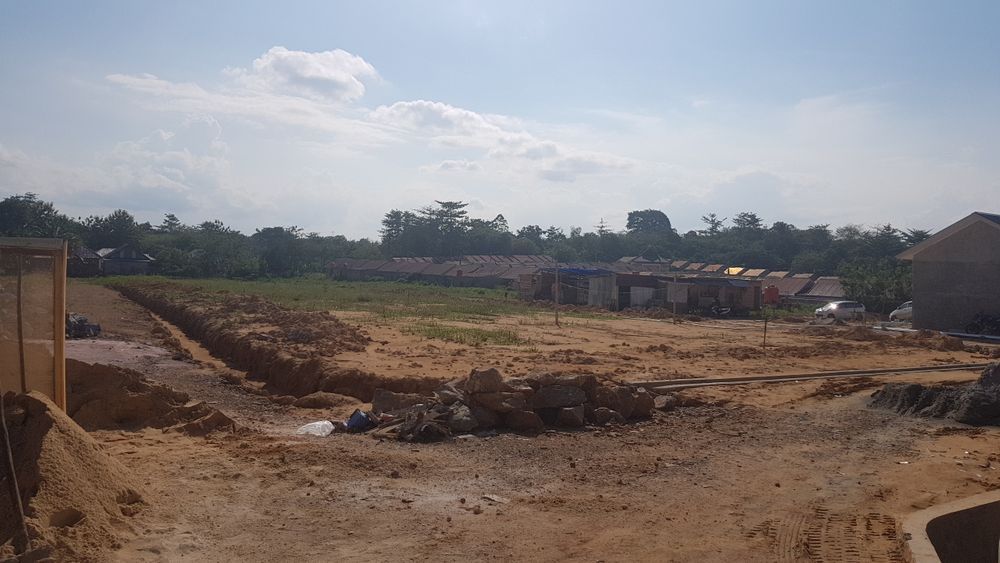 foto posisi tengah perumahan MUTIARA GEMILANG III