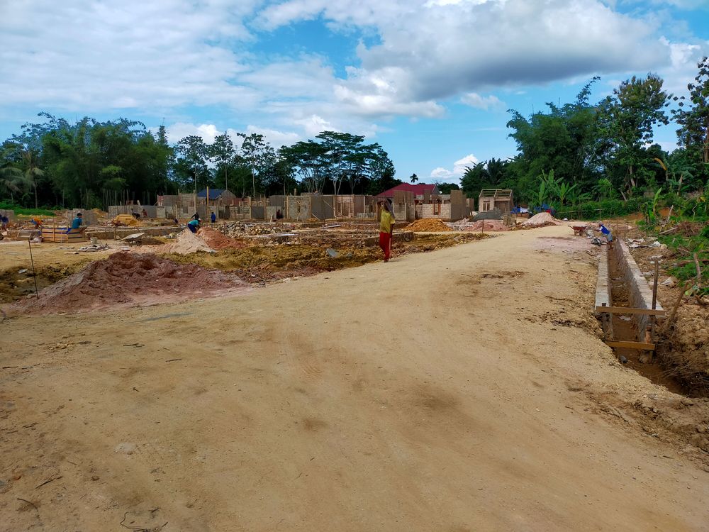 foto posisi tengah perumahan PRADANA RESIDENCE 6
