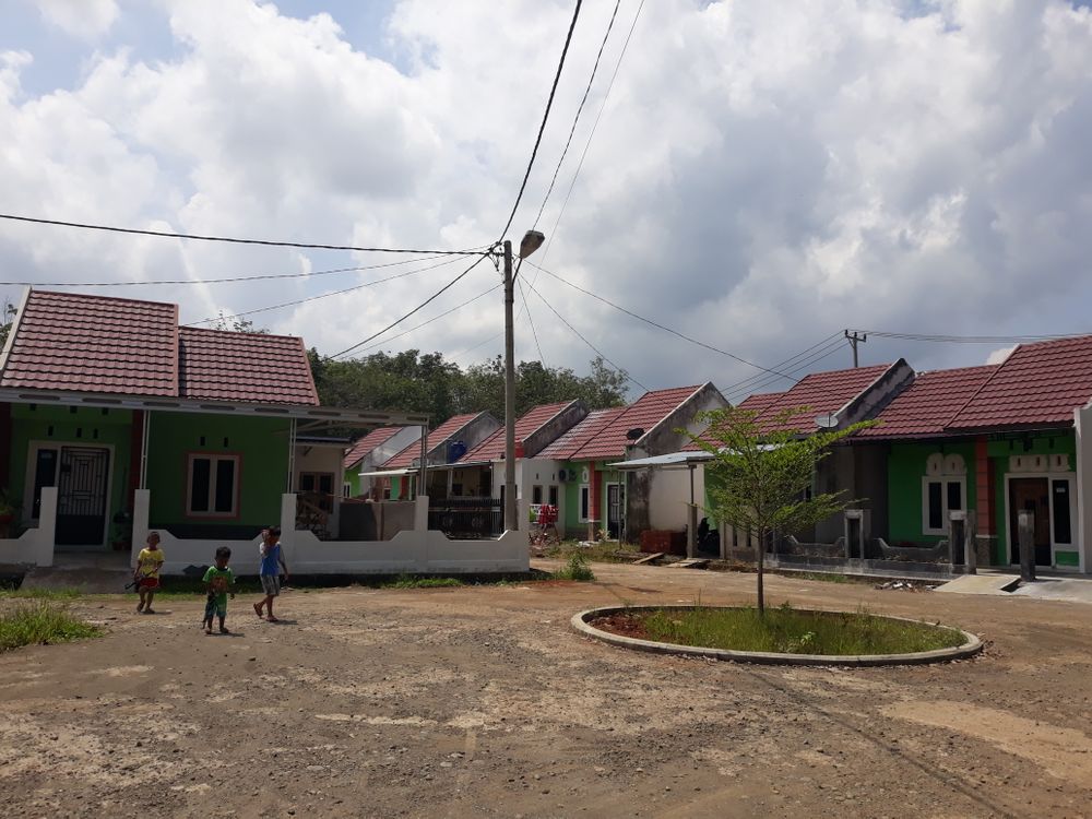 foto posisi tengah perumahan GRAND VILLE TABALESTARI II BLOK F14 SD L24