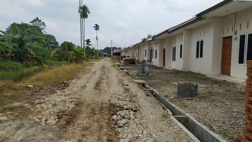 foto posisi tengah perumahan PALM ANNAFRIS RESIDENCE PENGEMBANGAN 1