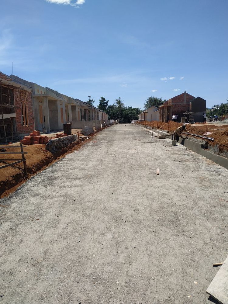 foto posisi tengah perumahan LAKSITA RESIDENCE