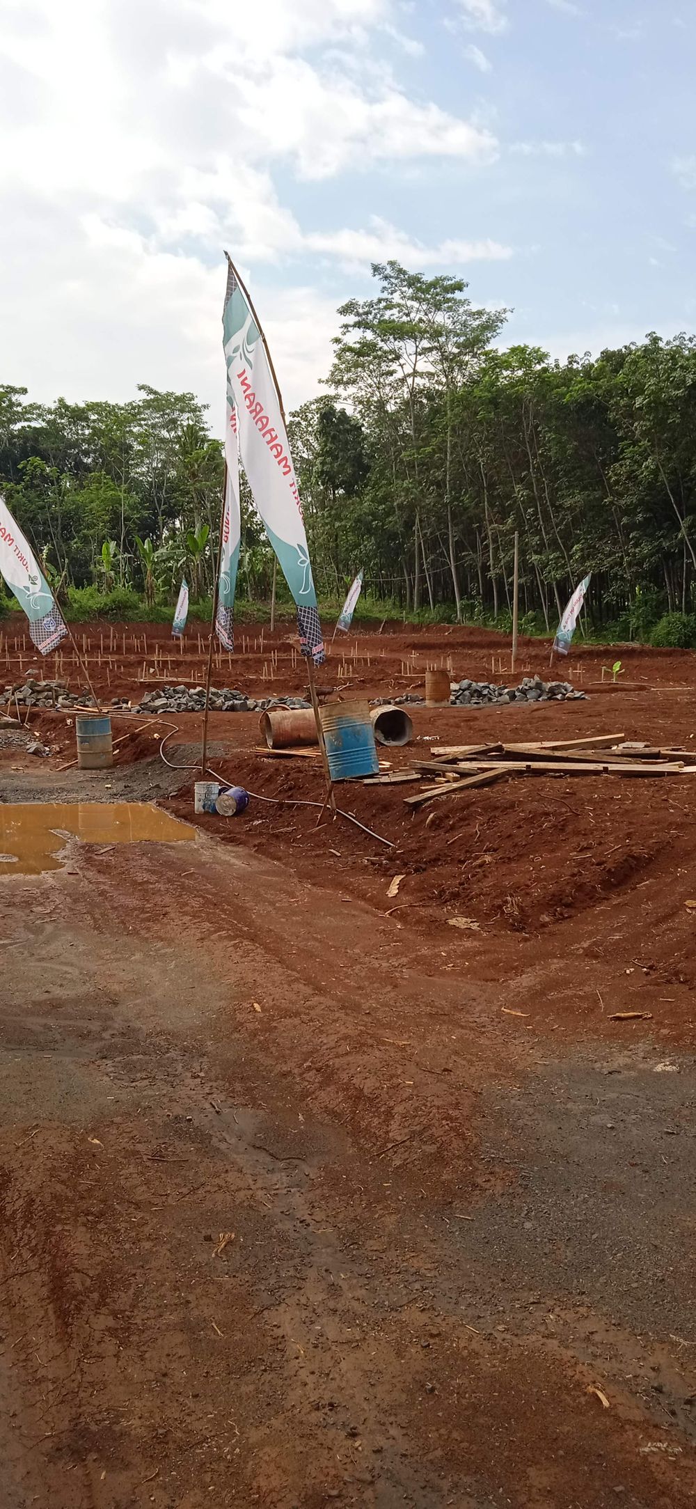 foto posisi tengah perumahan VILLA MAHARANI
