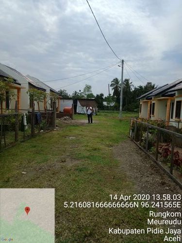 foto posisi tengah perumahan BUMI RUNGKOM ASRI