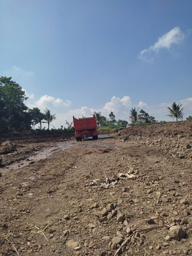 foto posisi tengah perumahan Mahkota Raya Rengganis