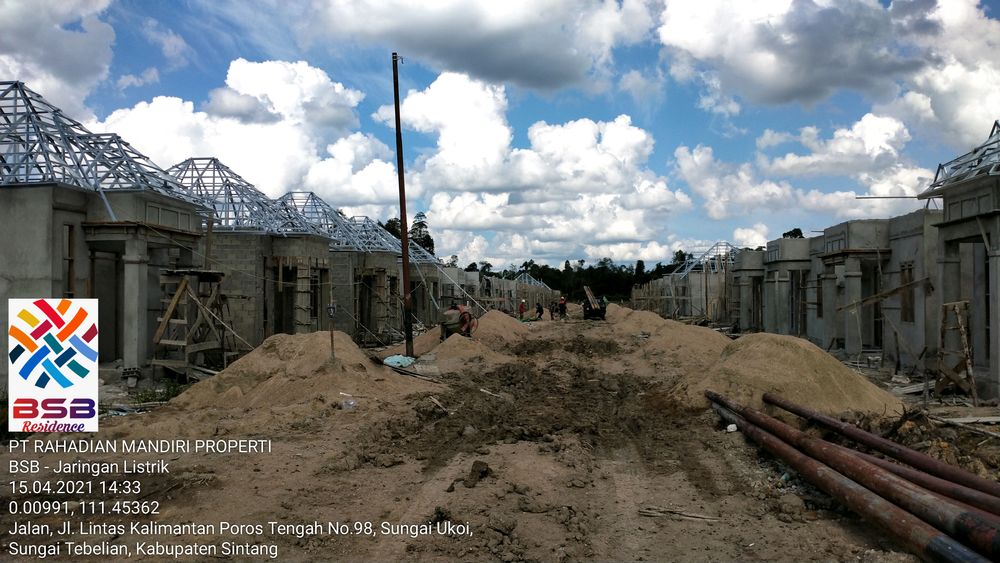 foto posisi tengah perumahan BUMI SENENTANG BHAYANGKARA RESIDENCE