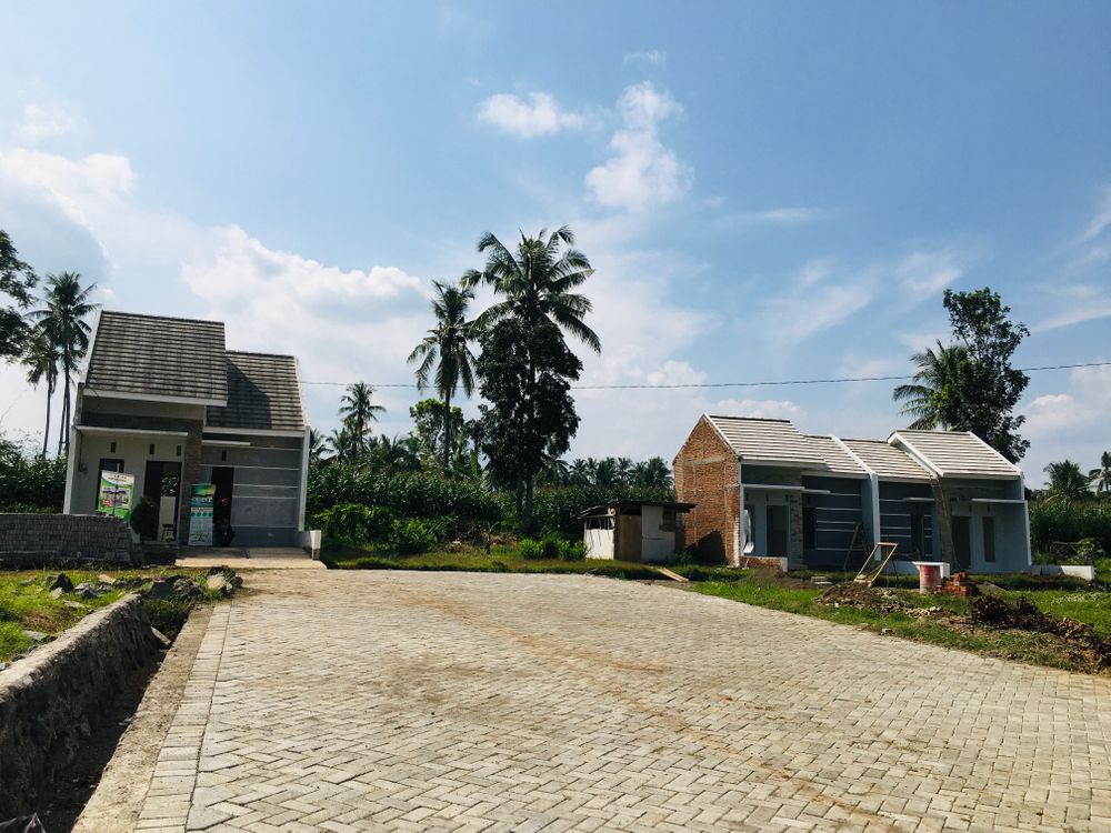 foto posisi tengah perumahan GRIYA HASBANNA JEMBER