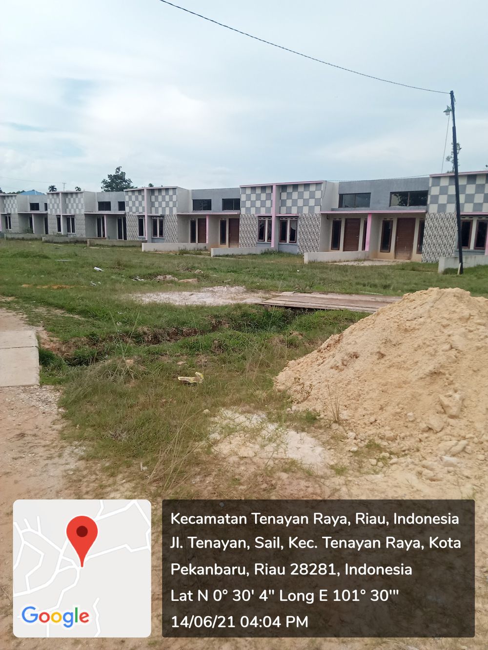 foto posisi tengah perumahan PERUMAHAN GREENLAND RESIDENCE