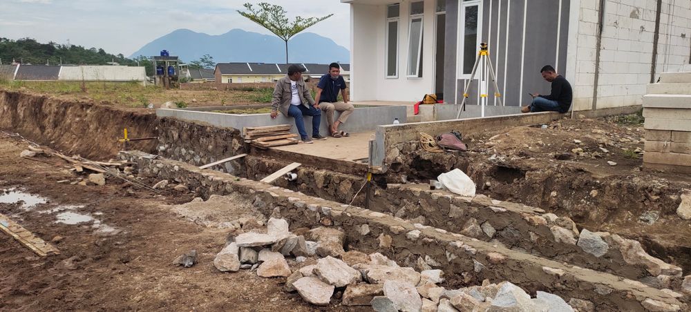 foto posisi tengah perumahan BUKIT NIVASA LANTANA