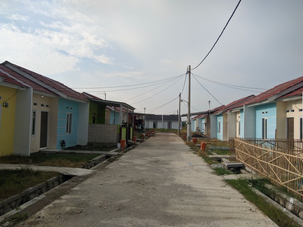 foto posisi tengah perumahan Calesta Residence 1