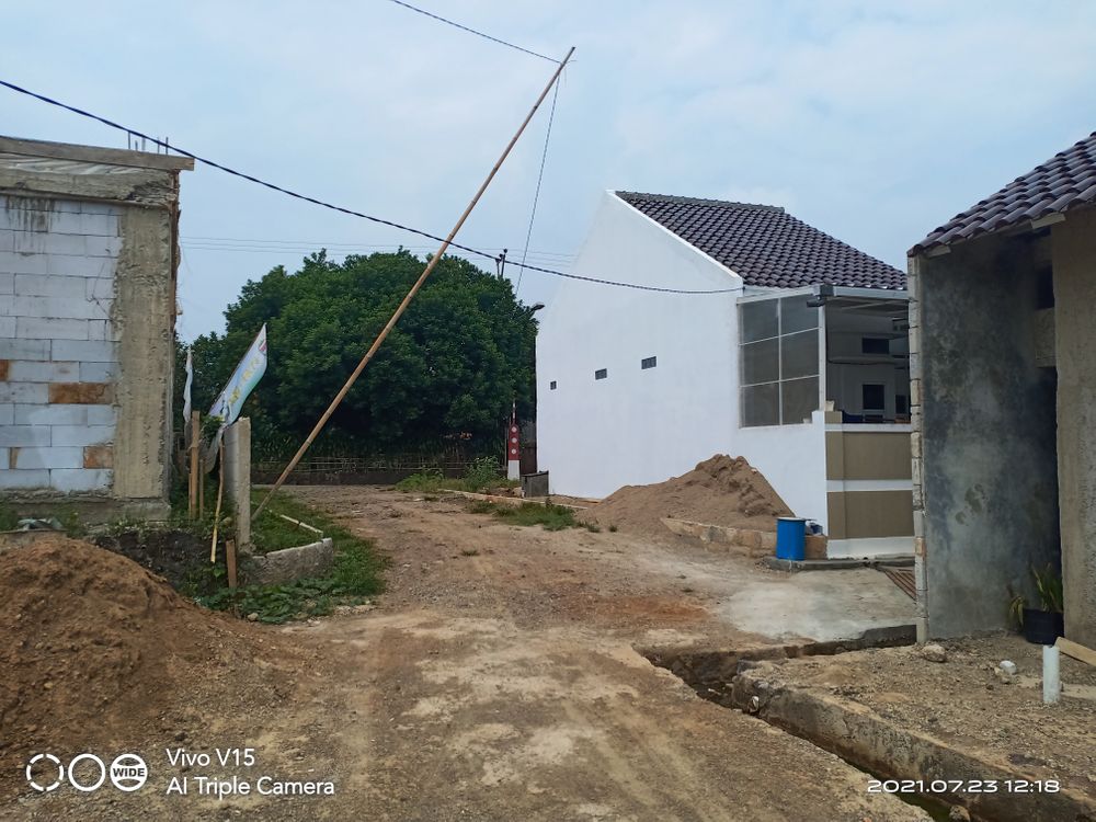 foto posisi tengah perumahan PURI MUTIARA REGENCY