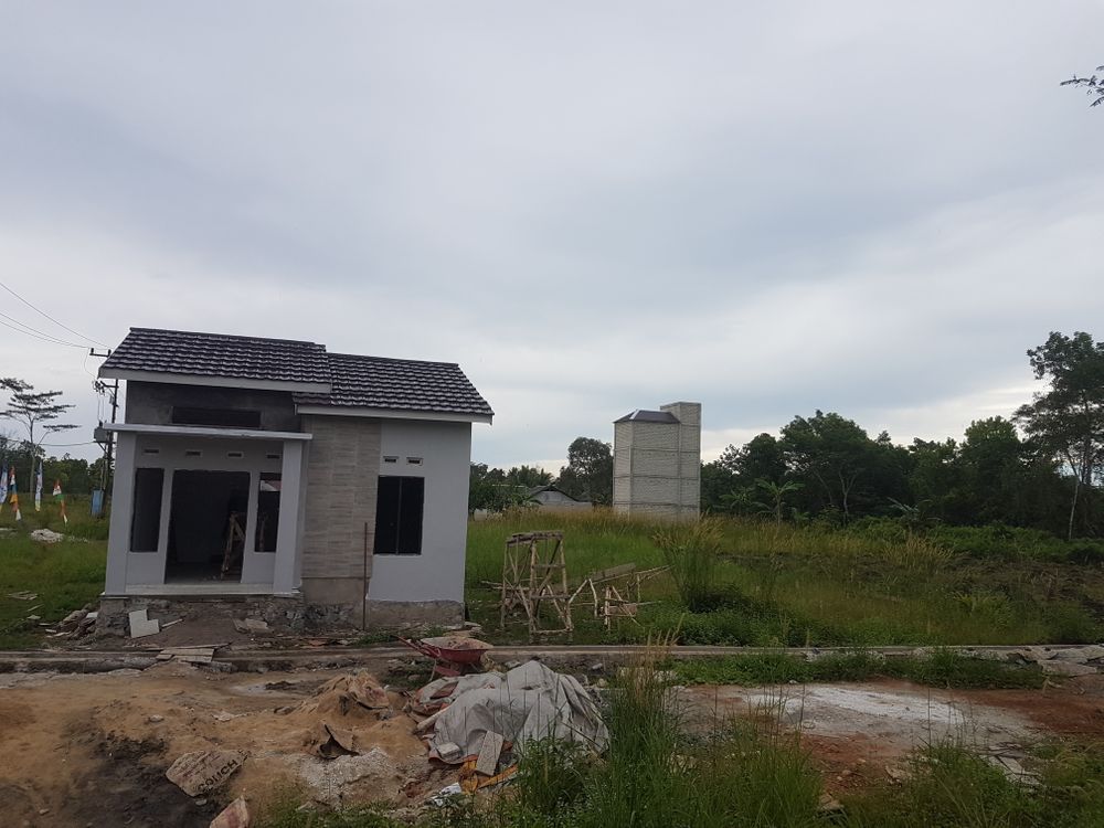 foto posisi tengah perumahan KOMPLEK HAFIIZH SULAIMAN RESIDENCE