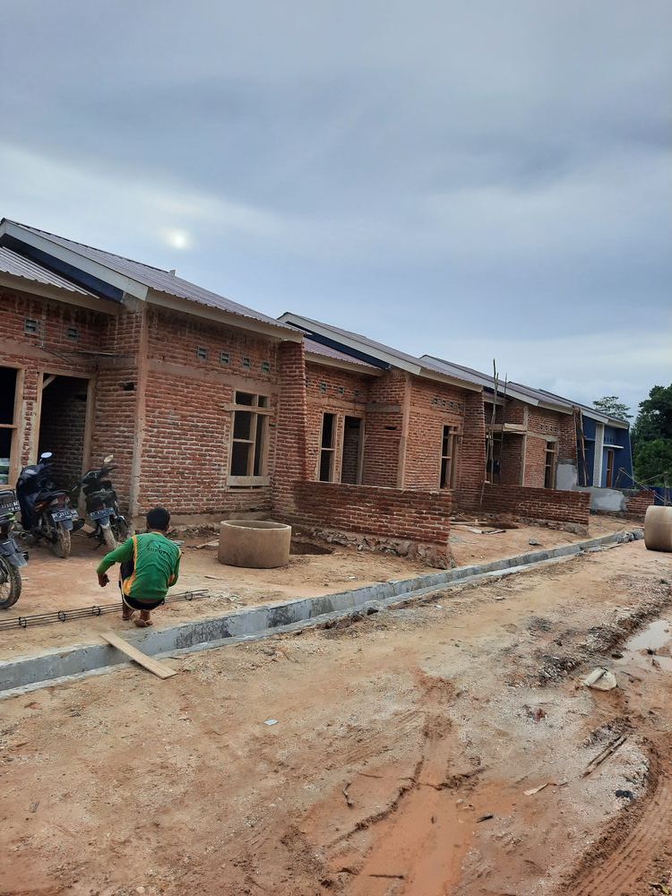 foto posisi tengah perumahan HALUOLEO GARDEN