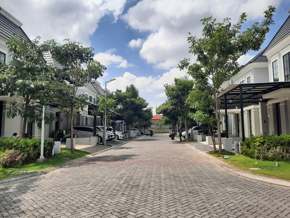 foto posisi tengah perumahan OAKWOOD PARK CITRALAND