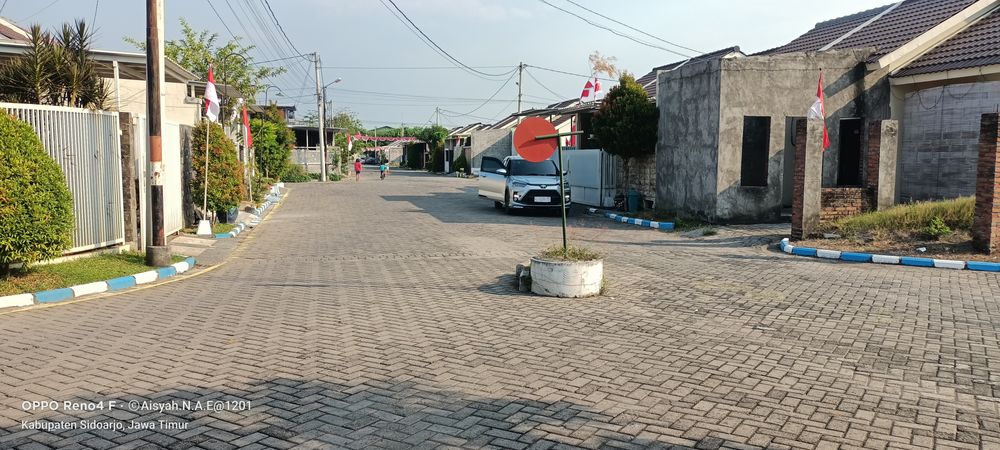 foto posisi tengah perumahan JADE SIDOREJO