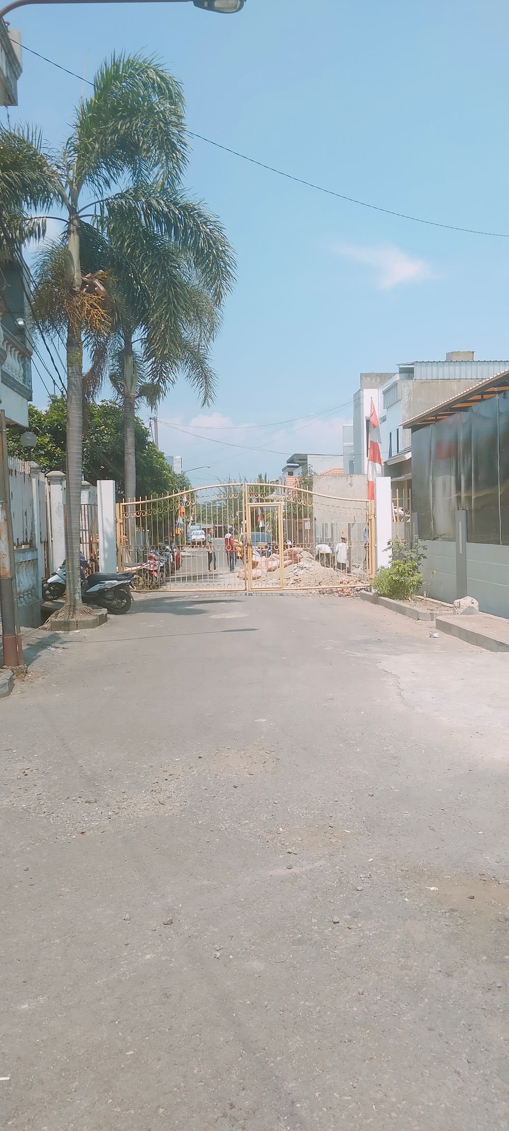 foto posisi tengah perumahan TAMAN KOPO INDAH III