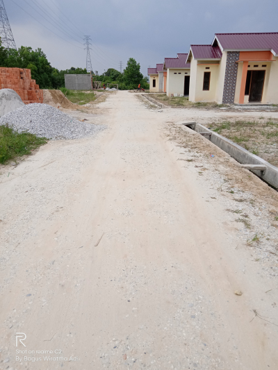 foto posisi tengah perumahan Graha Mutiara Mandiri Tahap III 