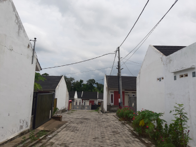 foto posisi tengah perumahan Puri Indah