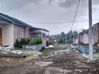 foto posisi tengah perumahan BUKIT CIDAHU INDAH