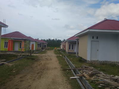foto posisi tengah perumahan Taman Indah Kalfani