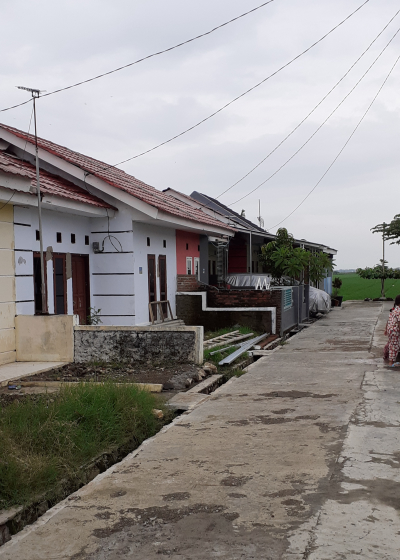 foto posisi tengah perumahan ARJAWINANGUN ESTATE