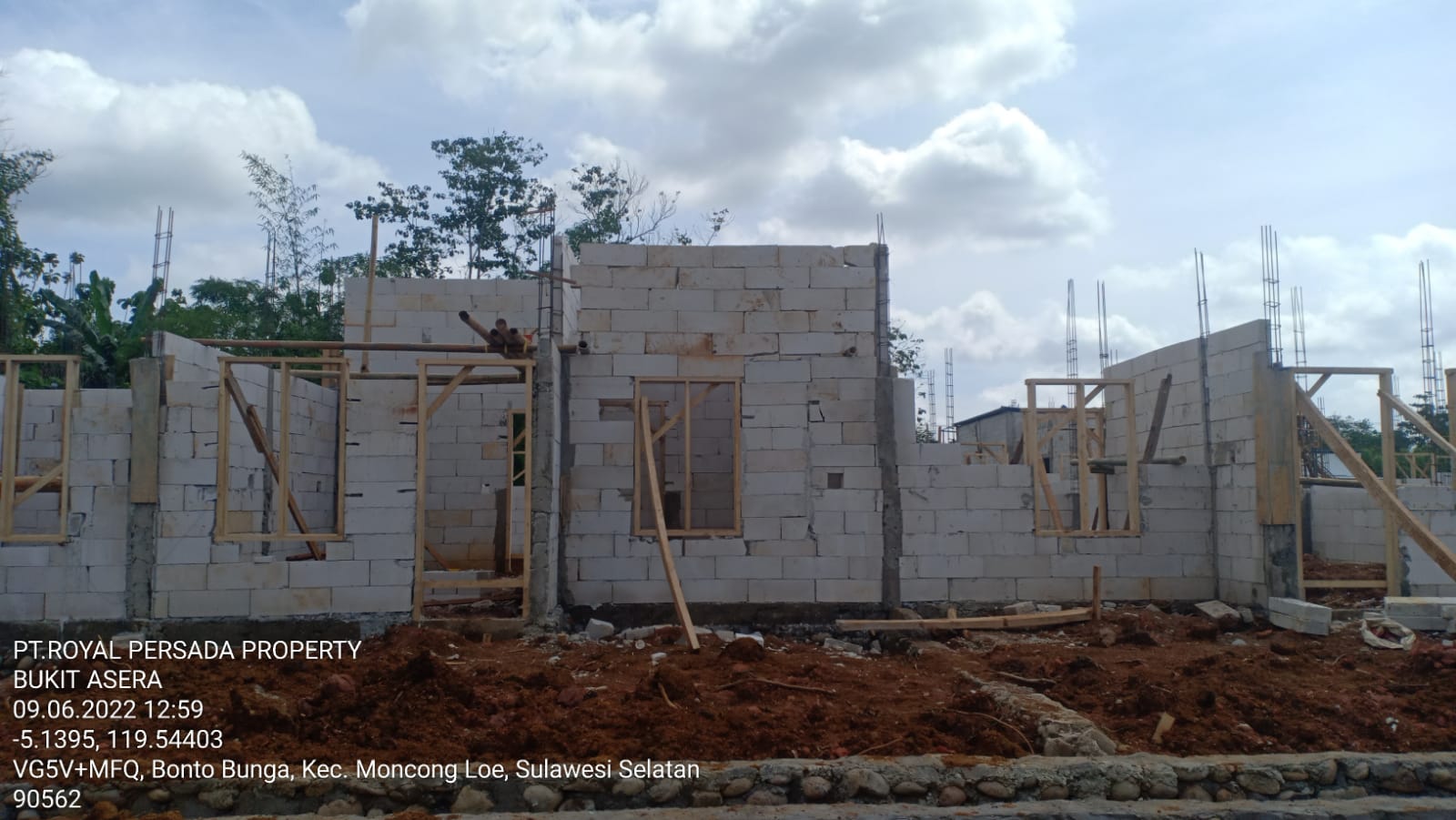 foto contoh rumah perumahan BUKIT ASERA