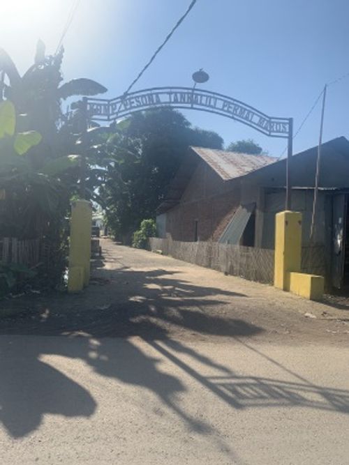 foto gerbang perumahan PESONA TANRALILI PERMAI