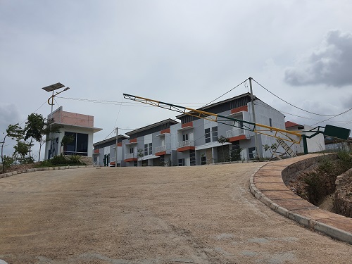 foto gerbang perumahan PERUMAHAN PESONA BUKIT LAGUNA 2