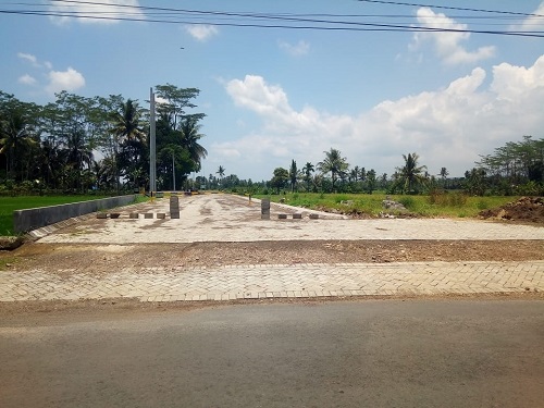 foto gerbang perumahan Grand Jubung Regency