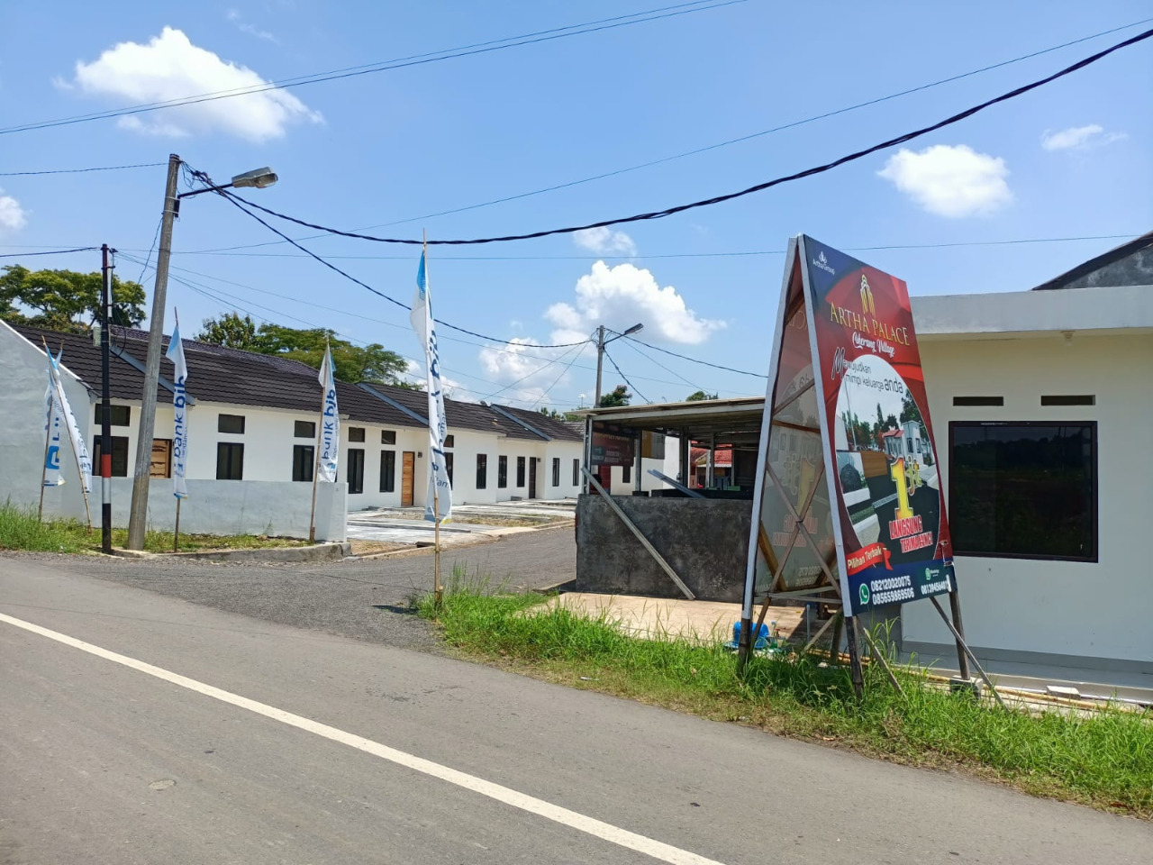 foto gerbang perumahan Aldiva Ciherang Residence