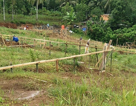 foto posisi tengah perumahan THE RUMINA TRITIH LOR